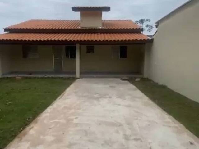 #38 - Casa para Venda em Caraguatatuba - SP
