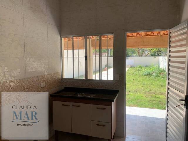 Casa para Venda em Caraguatatuba - 4