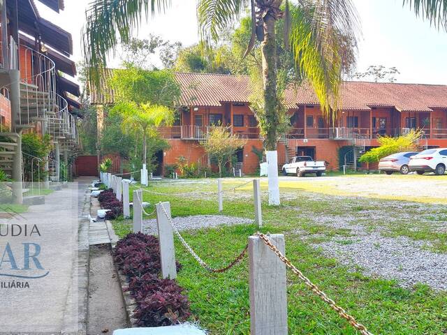 #27 - Apartamento para Venda em Ubatuba - SP