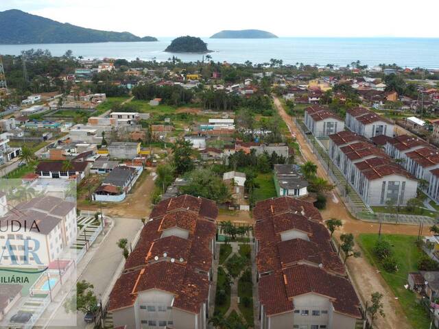 #62 - Apartamento para Venda em Ubatuba - SP
