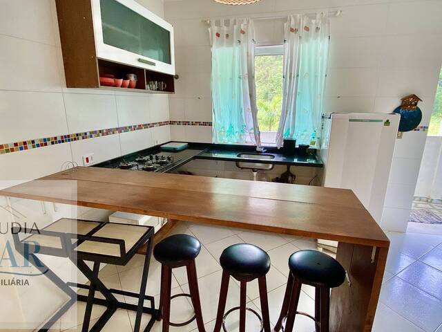 #65 - Apartamento para Venda em Ubatuba - SP