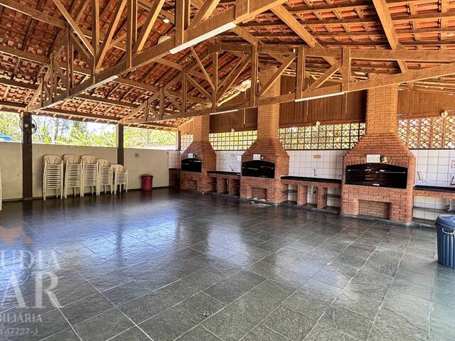 #111 - Apartamento para Venda em Ubatuba - SP