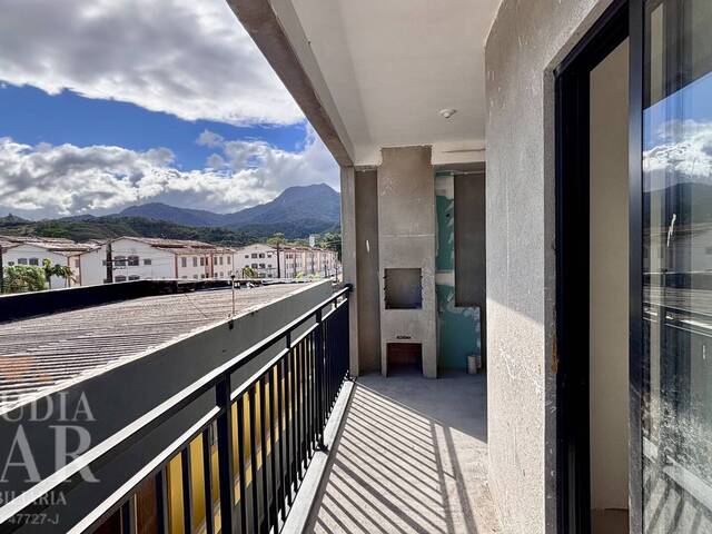 #120 - Apartamento para Venda em Ubatuba - SP