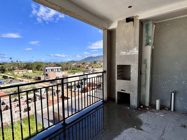 #121 - Apartamento para Venda em Ubatuba - SP