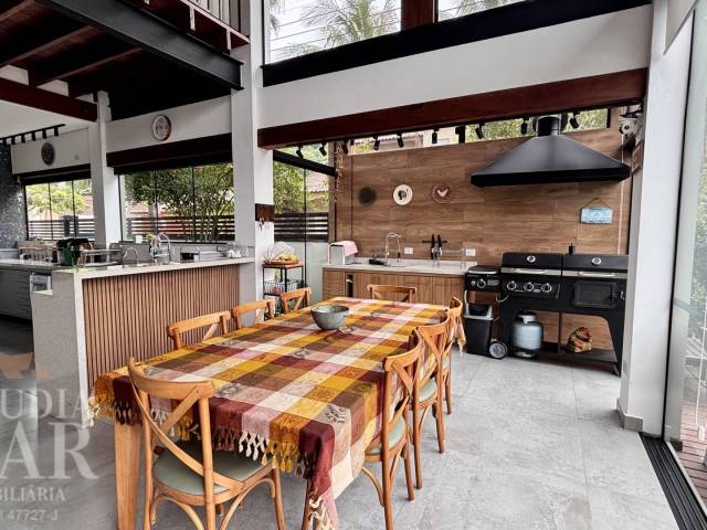 #126 - Casa para Venda em Ubatuba - SP