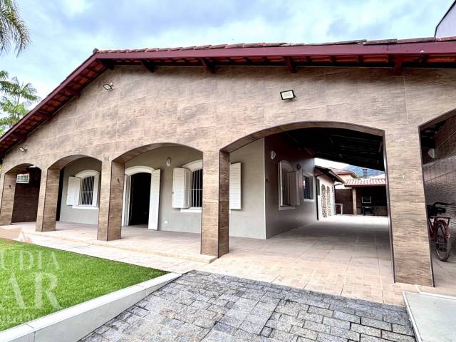 Venda em Lagoinha - Ubatuba