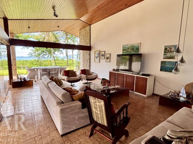 #131 - Casa para Venda em Ubatuba - SP