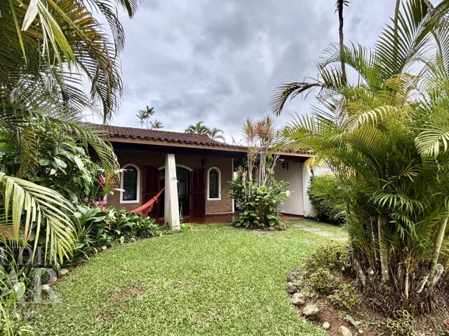 #132 - Casa para Venda em Ubatuba - SP