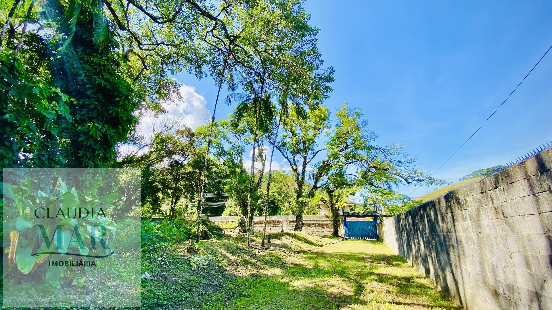 Casa à venda com 3 quartos, 200m² - Foto 3