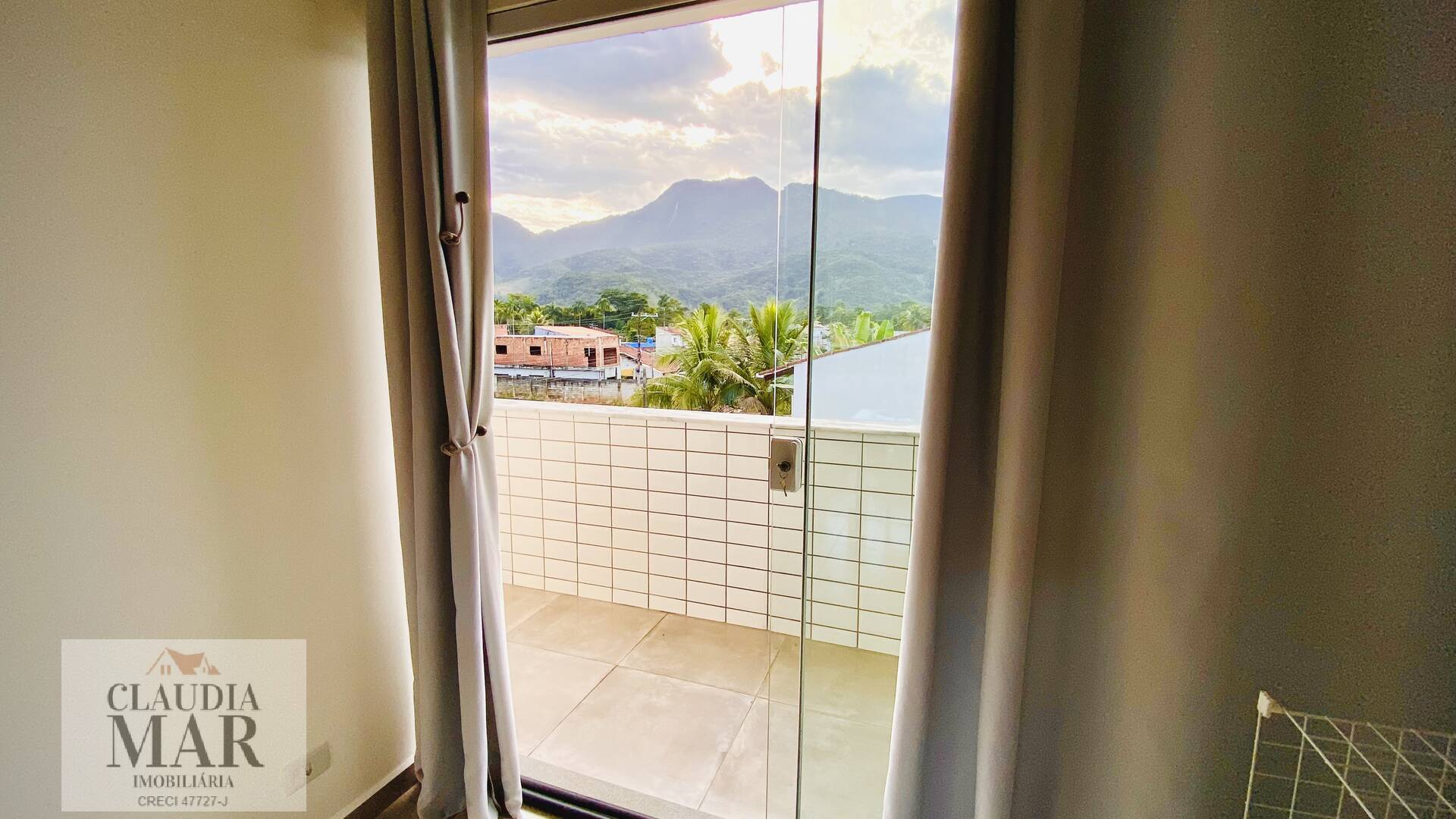 Apartamento à venda com 2 quartos, 62m² - Foto 7